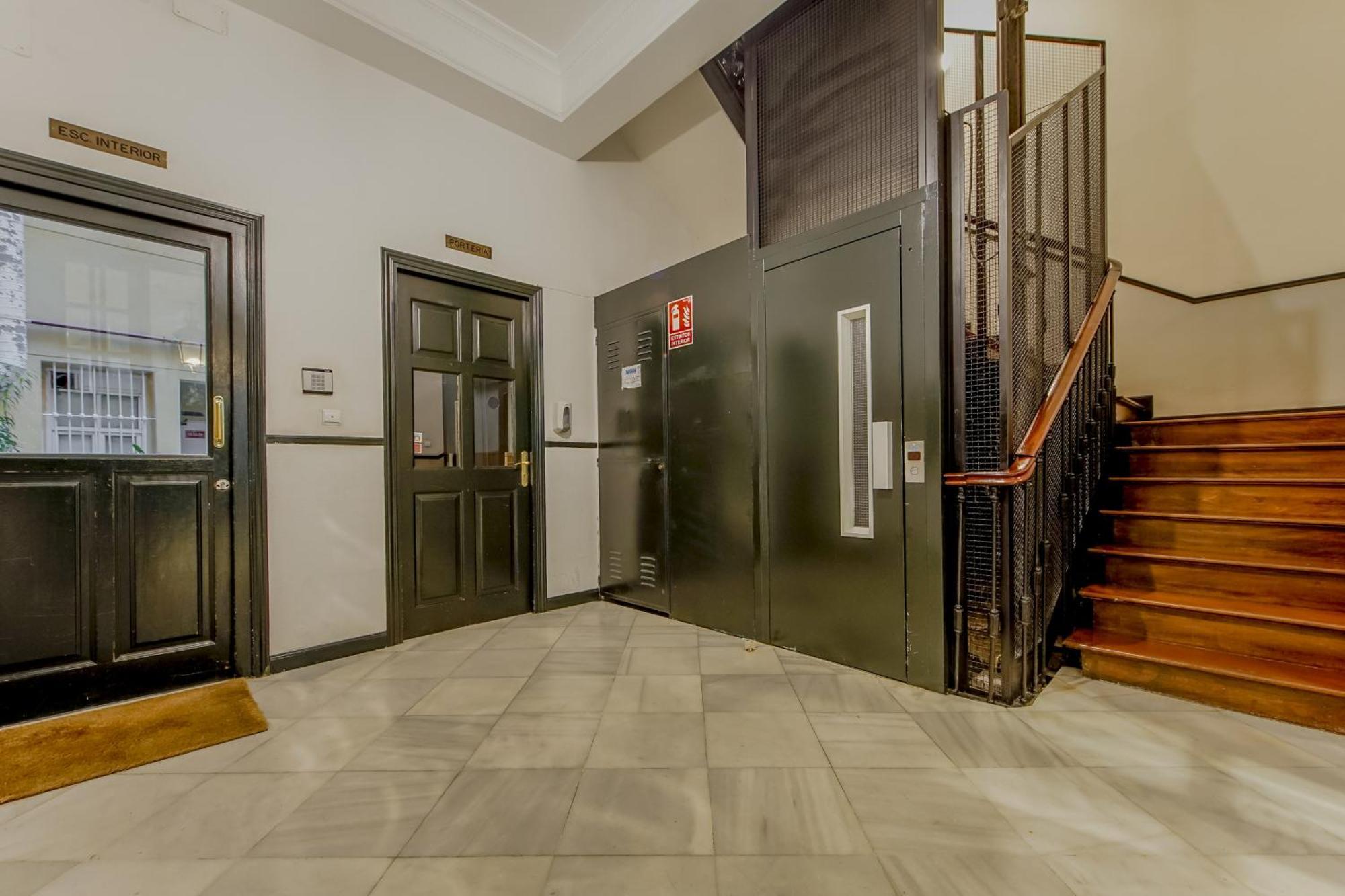 Modern Apt Para 6Pax En La Plaza De Tirso-Centro E1 Мадрид Екстер'єр фото