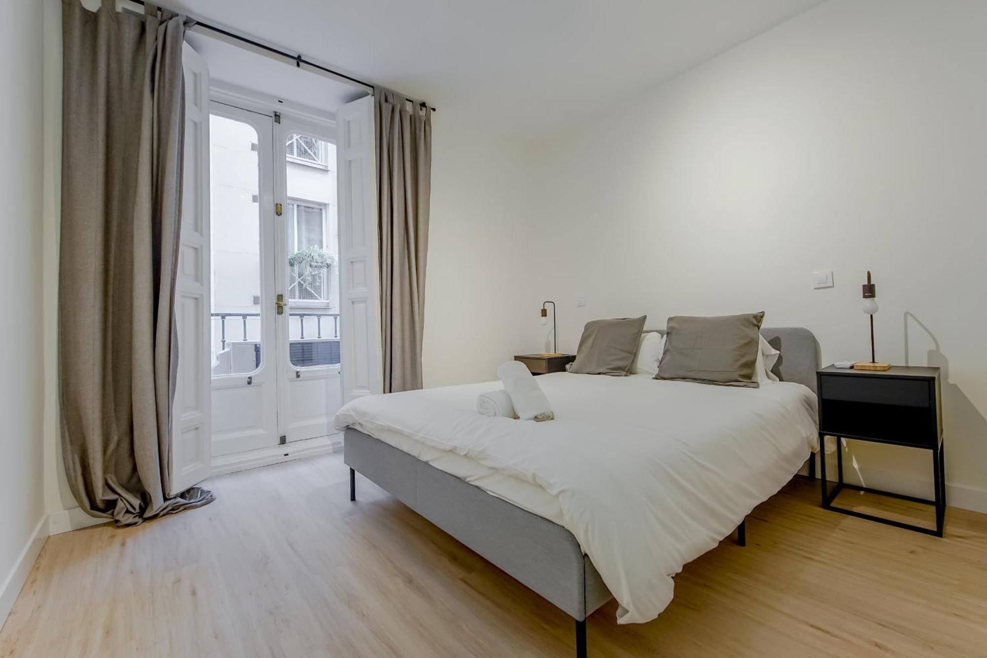 Modern Apt Para 6Pax En La Plaza De Tirso-Centro E1 Мадрид Екстер'єр фото