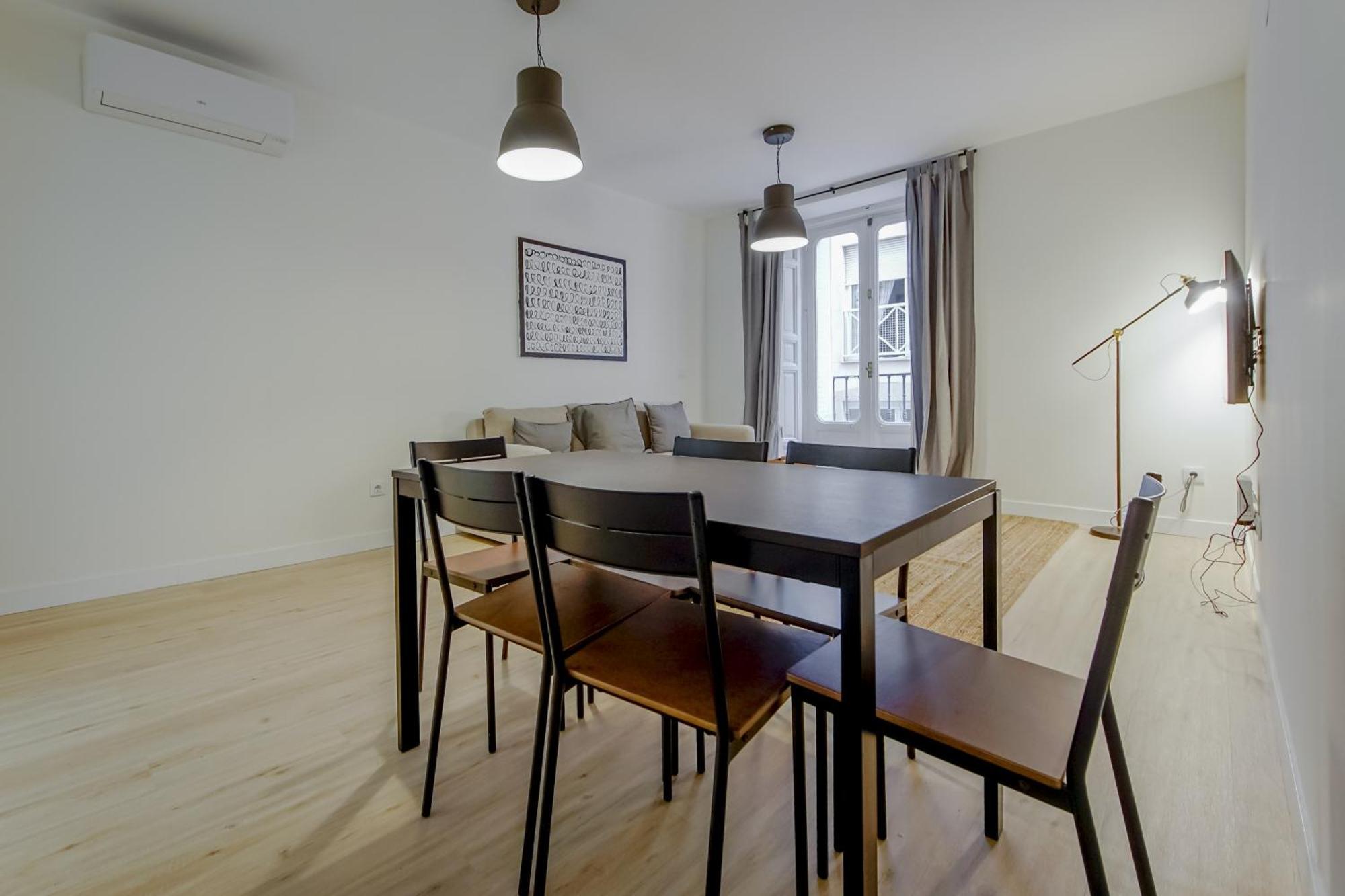 Modern Apt Para 6Pax En La Plaza De Tirso-Centro E1 Мадрид Екстер'єр фото